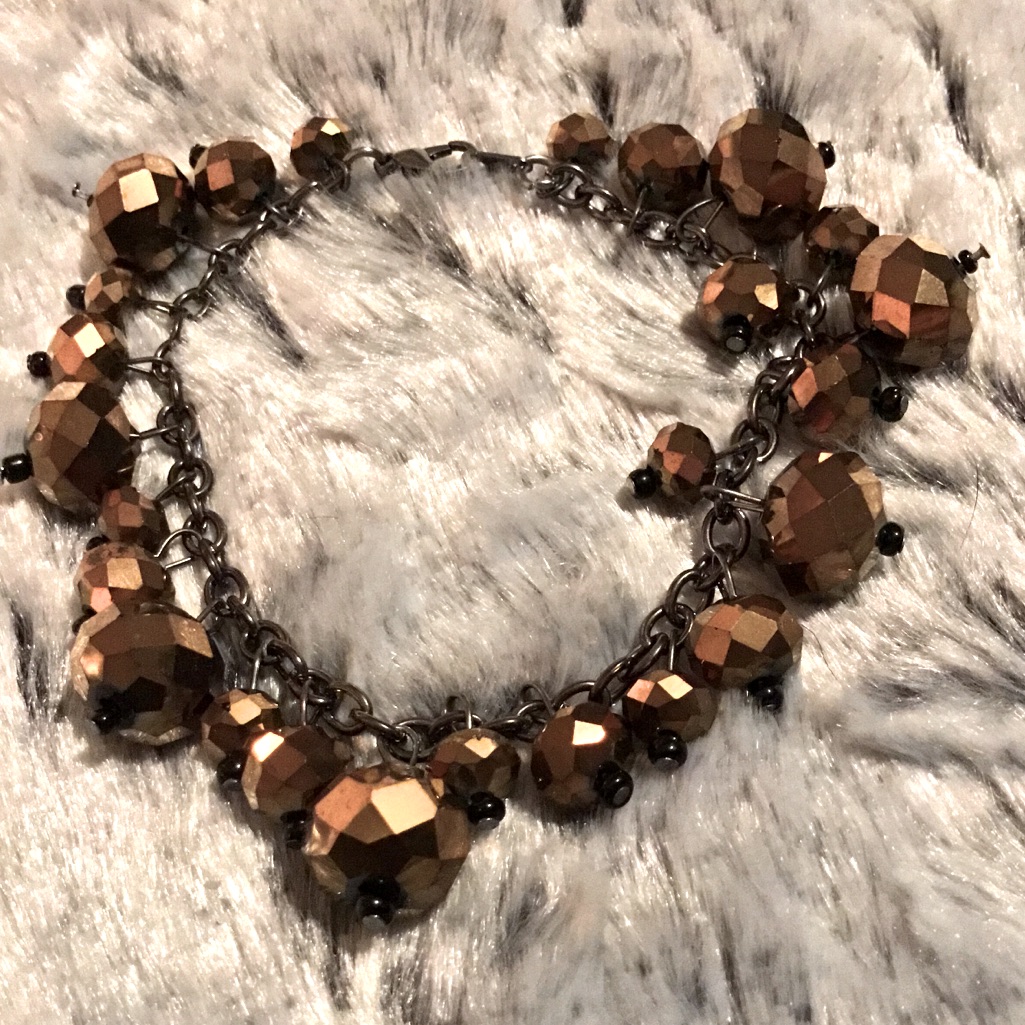 Bronze Metallic Faceted Glass Bracelet 7$